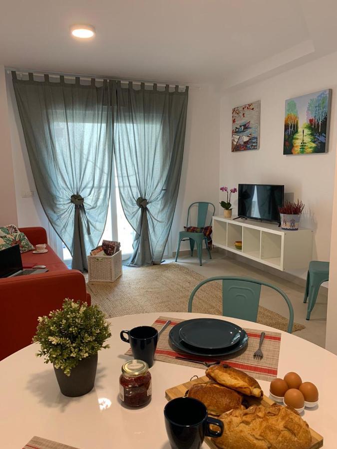 Bnbook Medea Apartments 2 푸엔히롤라 외부 사진