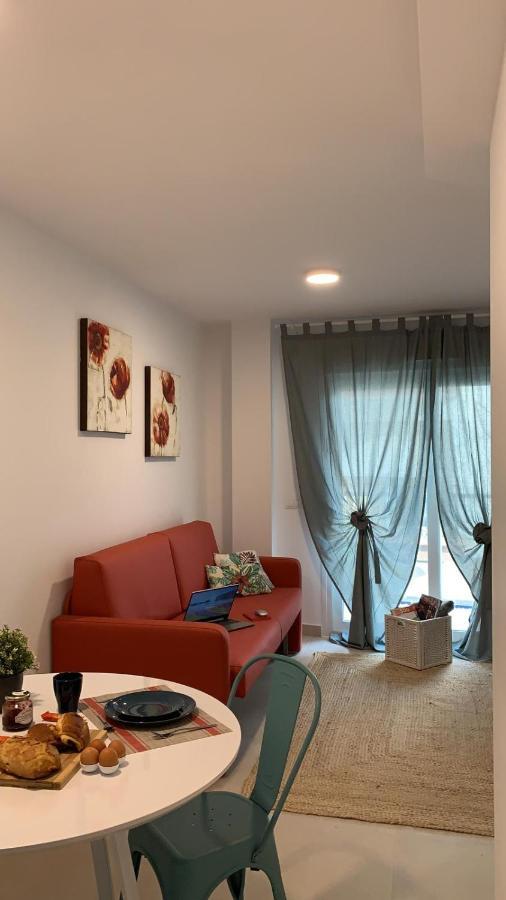 Bnbook Medea Apartments 2 푸엔히롤라 외부 사진