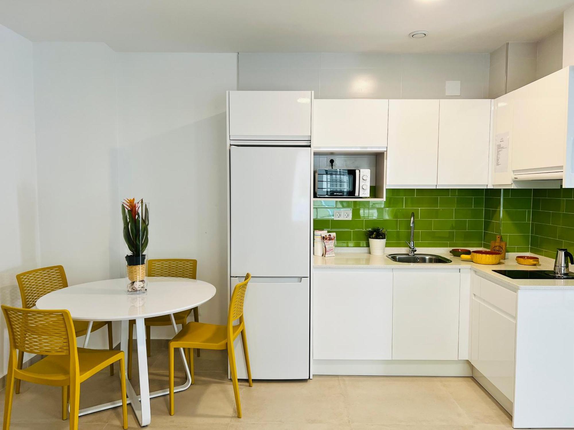 Bnbook Medea Apartments 2 푸엔히롤라 외부 사진