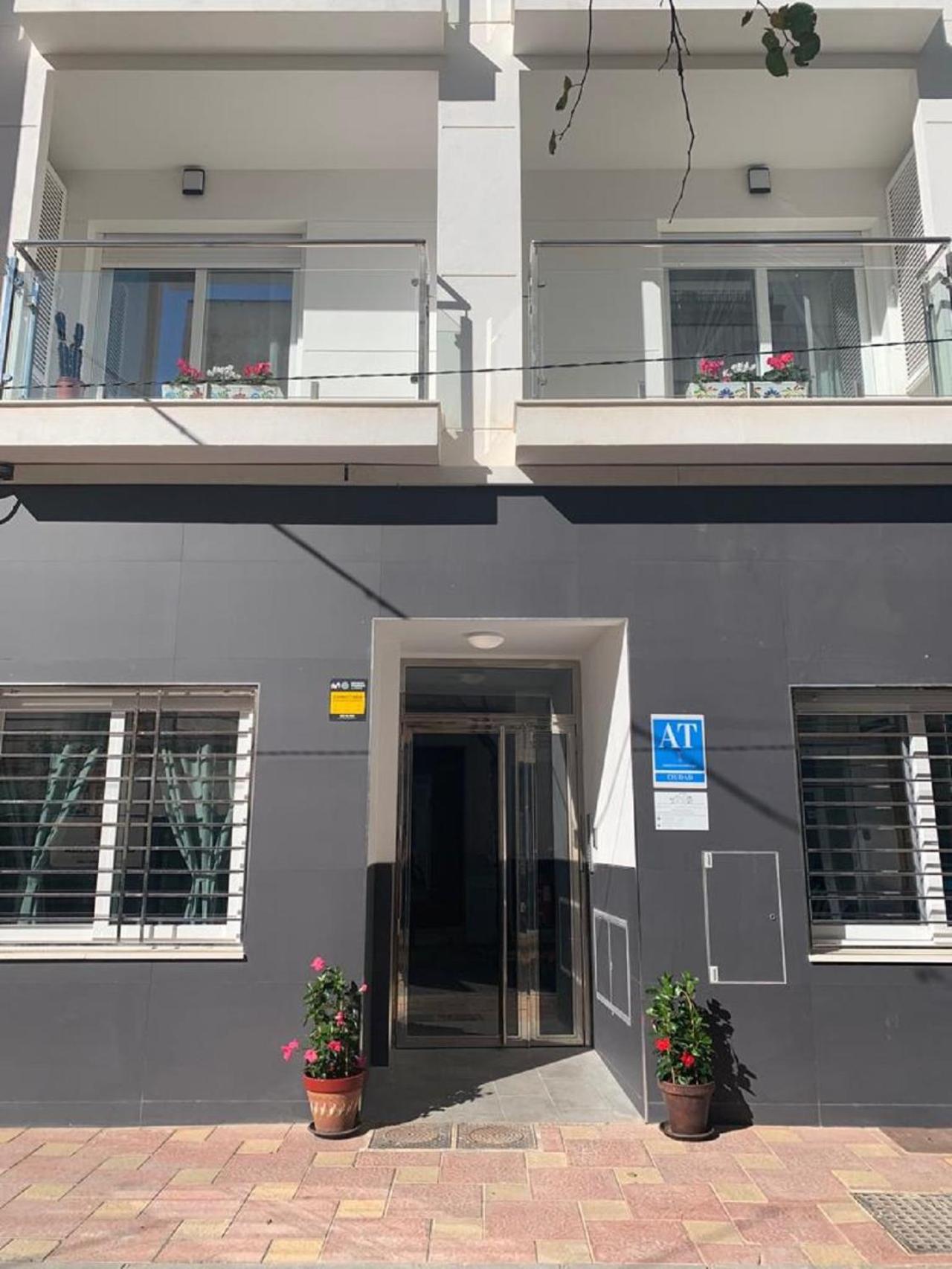 Bnbook Medea Apartments 2 푸엔히롤라 외부 사진